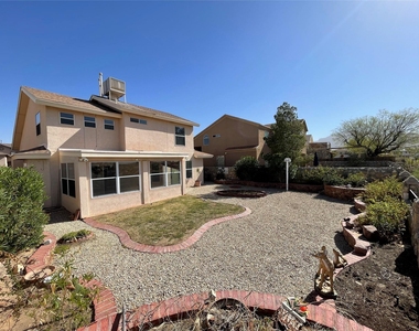 7312 Camino Del Sol - Photo Thumbnail 18
