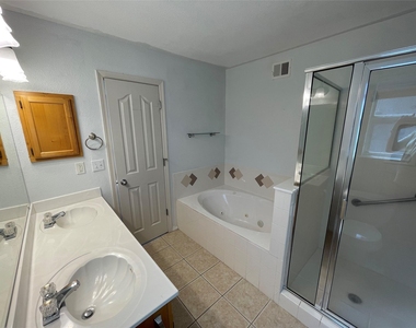 7312 Camino Del Sol - Photo Thumbnail 6