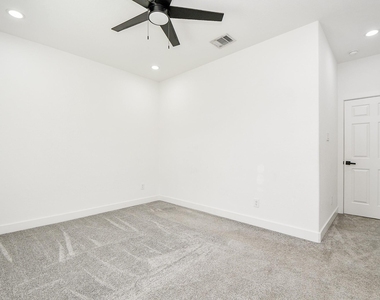 9734 Pelsey Street - Photo Thumbnail 11