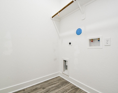 9734 Pelsey Street - Photo Thumbnail 29