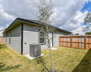 9734 Pelsey Street - Photo Thumbnail 30