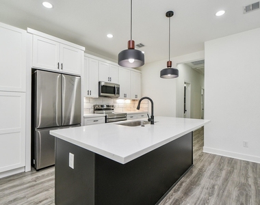 9734 Pelsey Street - Photo Thumbnail 6