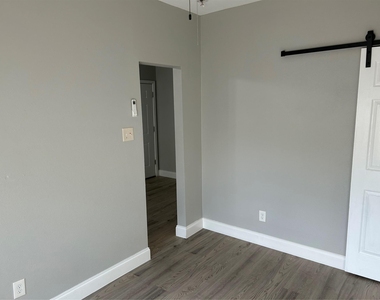 5105 Sherman Street - Photo Thumbnail 5