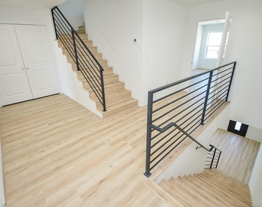 15000 S Richmond Avenue - Photo Thumbnail 6
