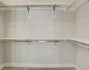 2413 Chapman Street - Photo Thumbnail 10