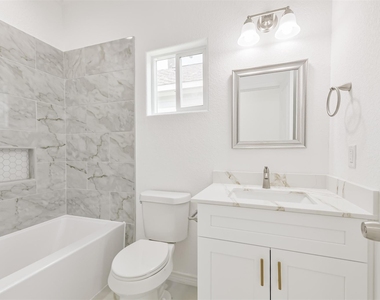 16922 W Forrestal - Photo Thumbnail 22