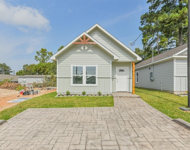16922 W Forrestal - Photo Thumbnail 27
