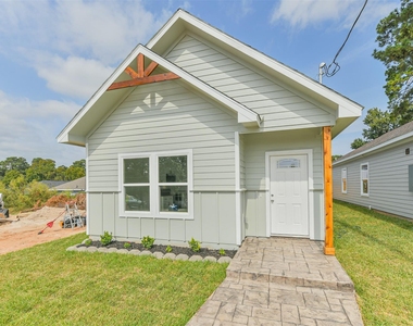 16922 W Forrestal - Photo Thumbnail 28
