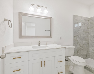 16922 W Forrestal - Photo Thumbnail 17