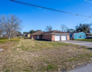 118 Johnson Street - Photo Thumbnail 18