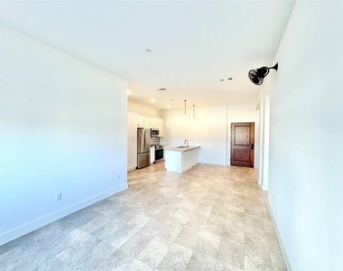 2102 Mechanic Street - Photo Thumbnail 3