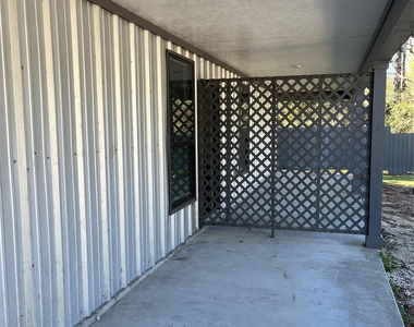 18222 Bonnie Alice Drive - Photo Thumbnail 14
