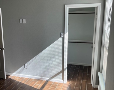18222 Bonnie Alice Drive - Photo Thumbnail 8