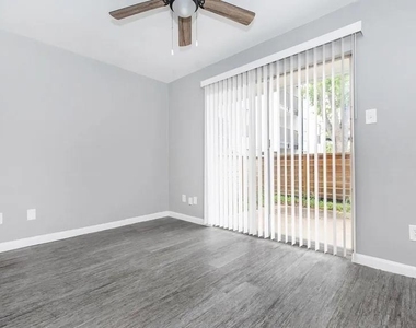 4400 Memorial Drive - Photo Thumbnail 19