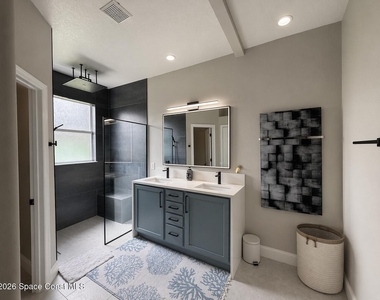 631 Waterside Circle - Photo Thumbnail 16