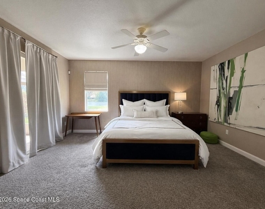 631 Waterside Circle - Photo Thumbnail 14