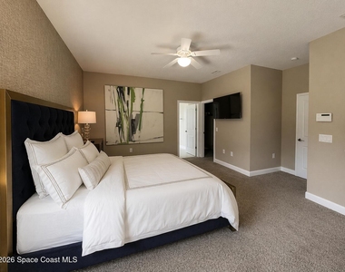 631 Waterside Circle - Photo Thumbnail 15