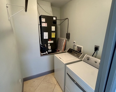 910 Twisting Branch Court - Photo Thumbnail 18