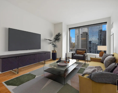 Spruce Street - Photo Thumbnail 1
