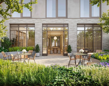East 50 Street - Photo Thumbnail 17