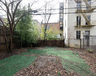 1066 Putnam Avenue - Photo Thumbnail 7