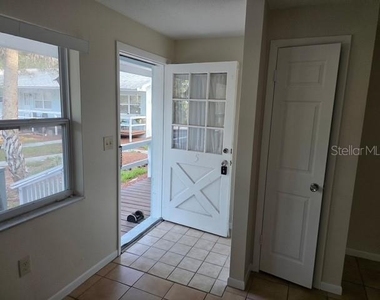 333 Lagoon Drive - Photo Thumbnail 6