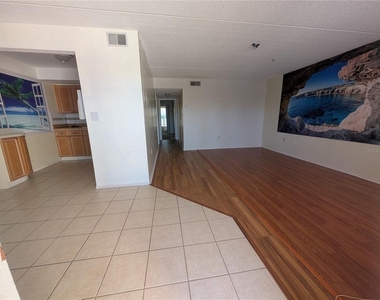 11620 Park Boulevard - Photo Thumbnail 6