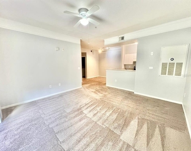 17110 Carrington Park Drive - Photo Thumbnail 5