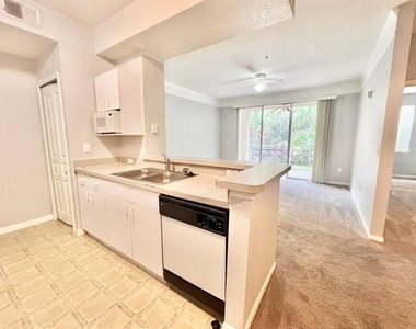 17110 Carrington Park Drive - Photo Thumbnail 9