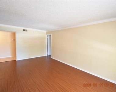 3910 44th Street N - Photo Thumbnail 8