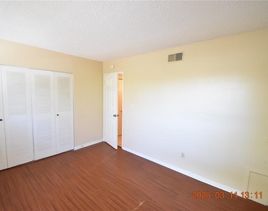 3910 44th Street N - Photo Thumbnail 21