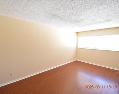 3910 44th Street N - Photo Thumbnail 14