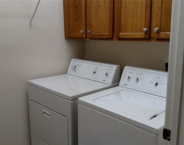 30105 Mossbank Drive - Photo Thumbnail 15