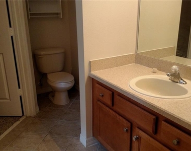 30105 Mossbank Drive - Photo Thumbnail 24