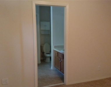 30105 Mossbank Drive - Photo Thumbnail 27