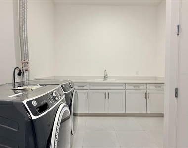 920 N Osceola Avenue - Photo Thumbnail 54