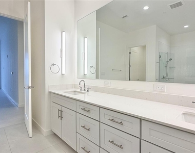 920 N Osceola Avenue - Photo Thumbnail 48
