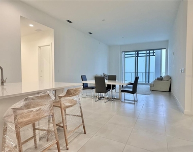 920 N Osceola Avenue - Photo Thumbnail 10