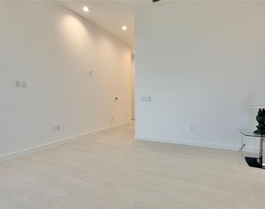 920 N Osceola Avenue - Photo Thumbnail 36