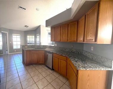 8839 Greenleaf Court - Photo Thumbnail 3