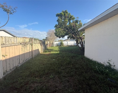 8839 Greenleaf Court - Photo Thumbnail 25