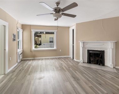 418 E Amelia Avenue - Photo Thumbnail 8