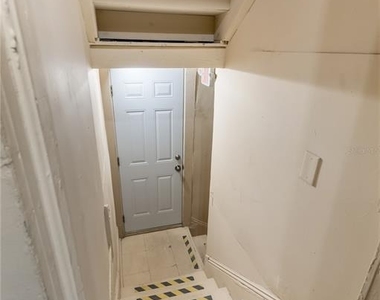 418 E Amelia Avenue - Photo Thumbnail 16