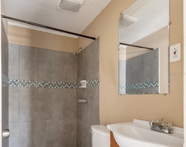 418 E Amelia Avenue - Photo Thumbnail 15