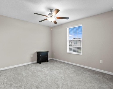 7109 Paradise Island Court - Photo Thumbnail 32