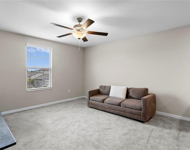 7109 Paradise Island Court - Photo Thumbnail 22