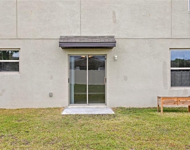 7109 Paradise Island Court - Photo Thumbnail 21
