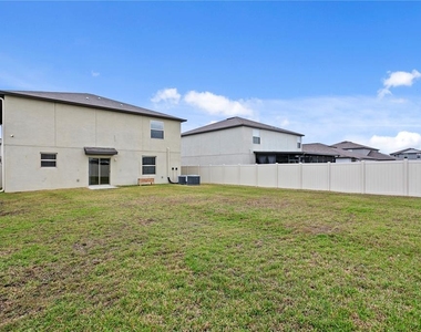 7109 Paradise Island Court - Photo Thumbnail 39