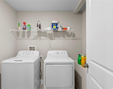7109 Paradise Island Court - Photo Thumbnail 29