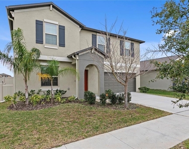 7109 Paradise Island Court - Photo Thumbnail 2